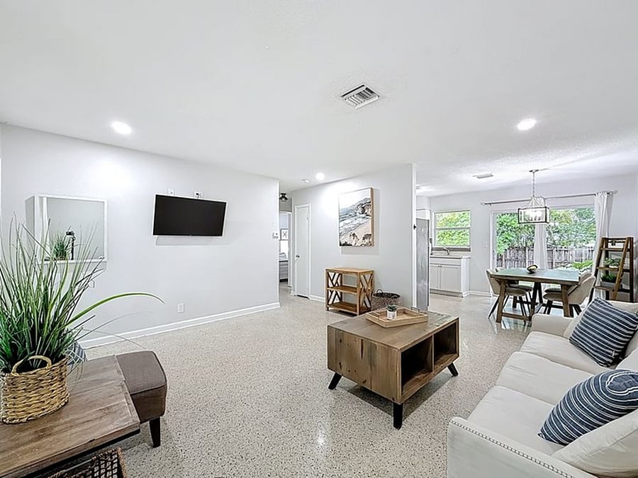Furnished Finder property 418612_1 photo 3