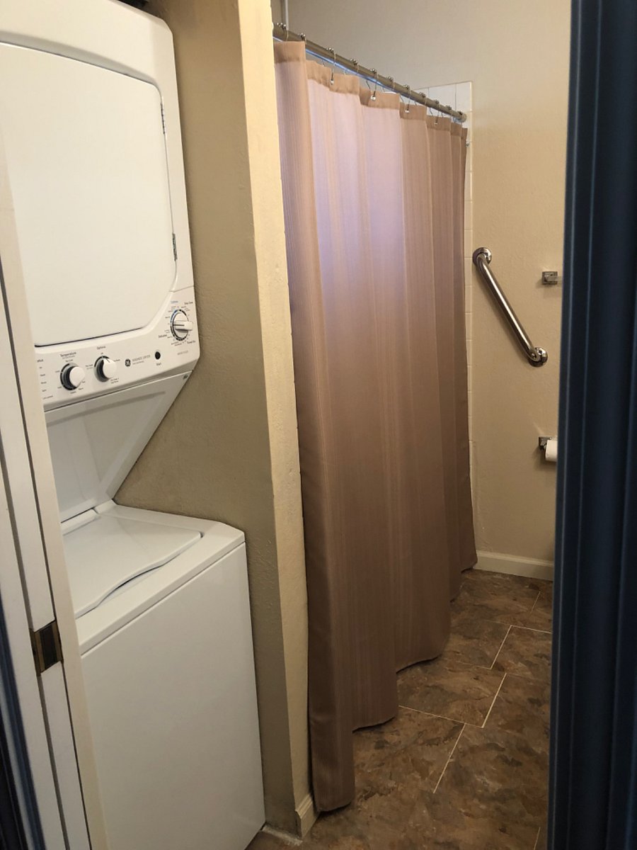 Furnished Finder property 418616_1 photo 25