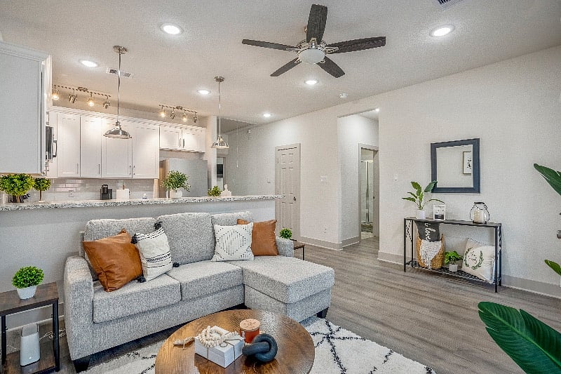 Furnished Finder property 418659_1 photo 3