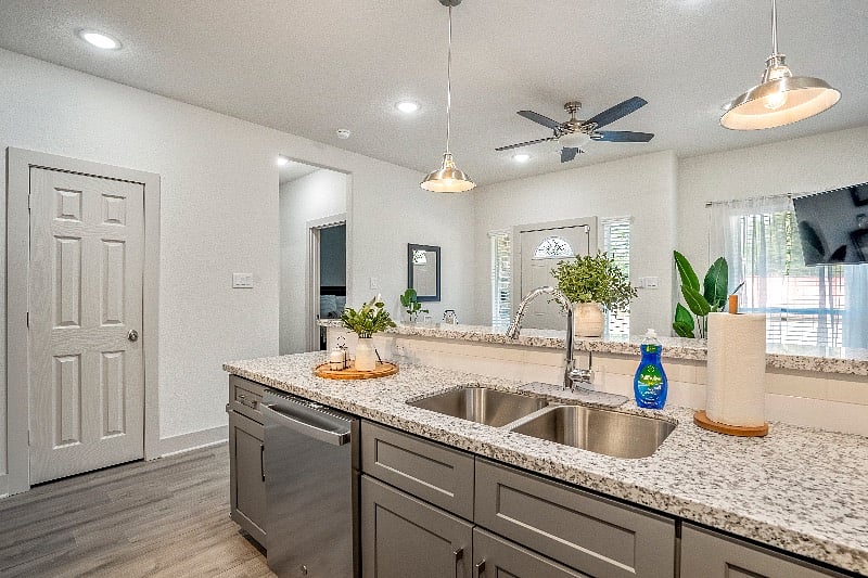 Furnished Finder property 418659_1 photo 9