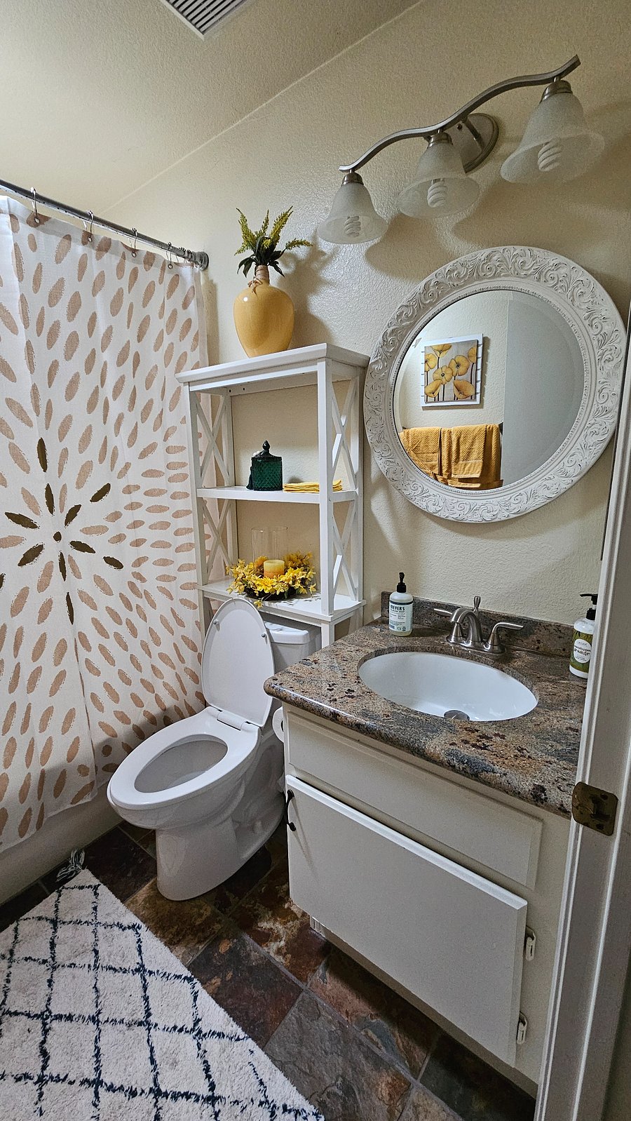Furnished Finder property 418662_1 photo 4