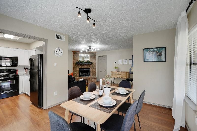 Furnished Finder property 418729_1 photo 14