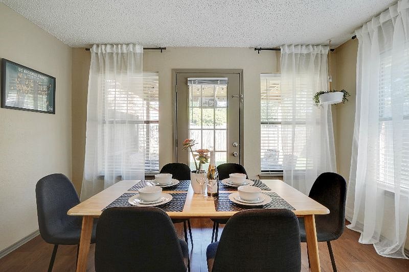 Furnished Finder property 418729_1 photo 15