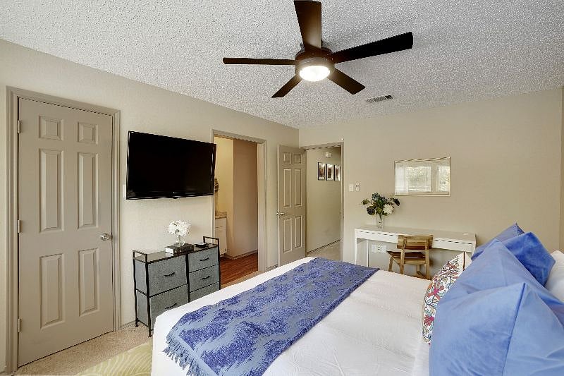 Furnished Finder property 418729_1 photo 4