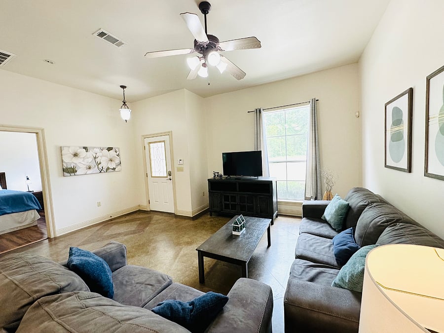 Furnished Finder property 418734_1 photo 7