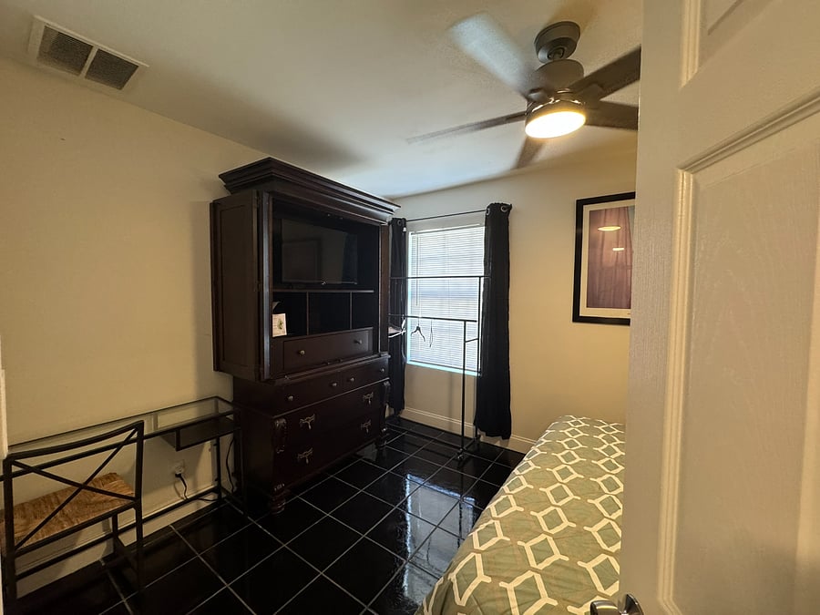 Furnished Finder property 418737_1 photo 30