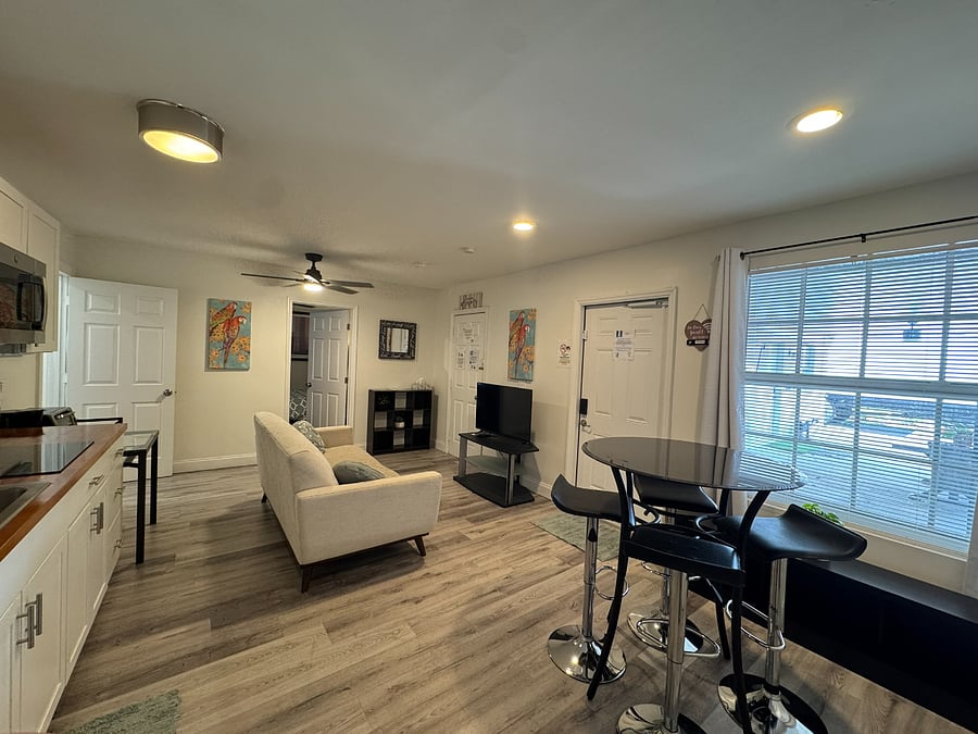 Furnished Finder property 418737_1 photo 25