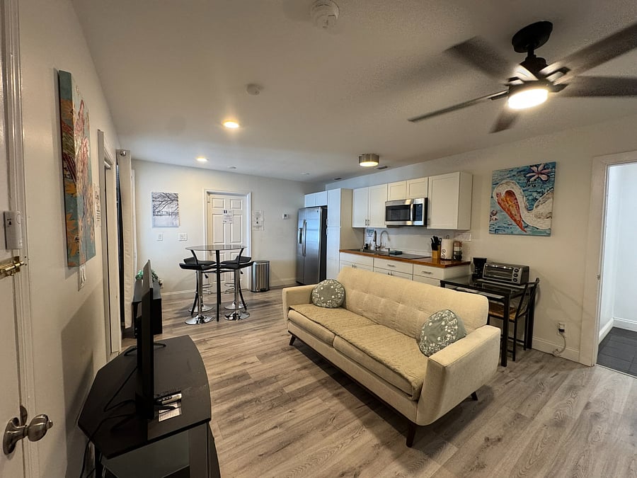 Furnished Finder property 418737_1 photo 26
