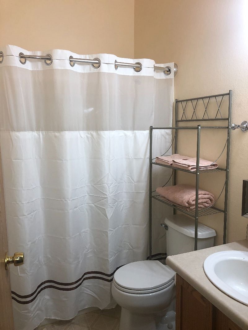 Furnished Finder property 418741_2 photo 8