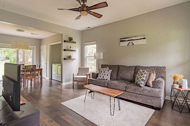 Furnished Finder property 418774_1 photo 3