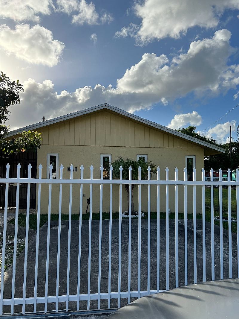 Furnished Finder property 418799_1 photo 12