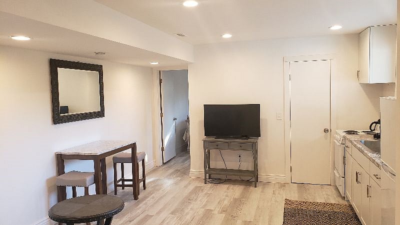 Furnished Finder property 418882_1 photo 6