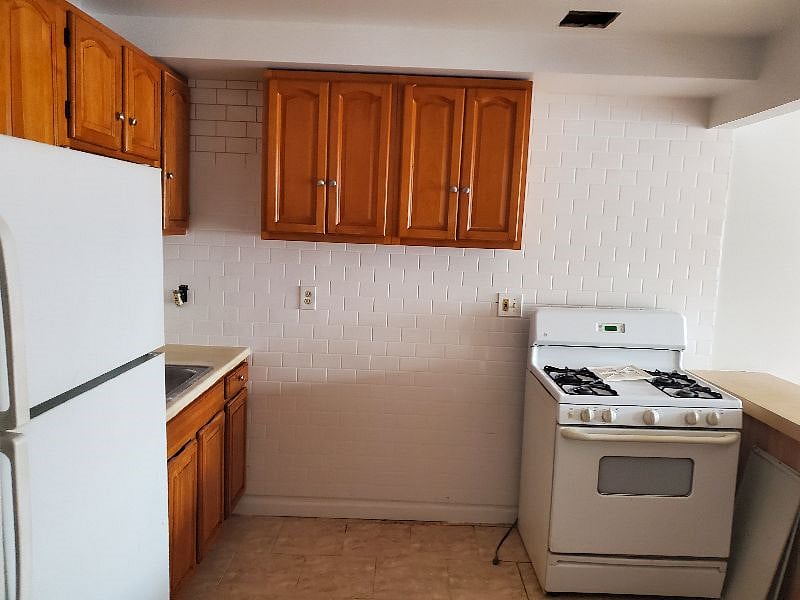 Furnished Finder property 418902_1 photo 3