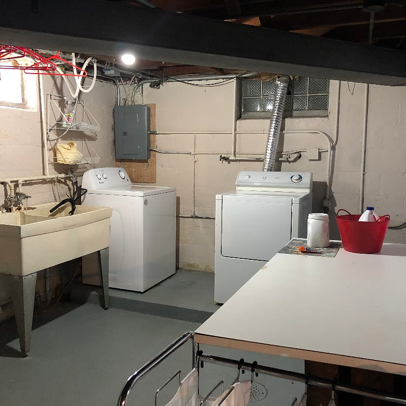 Basement laundry room