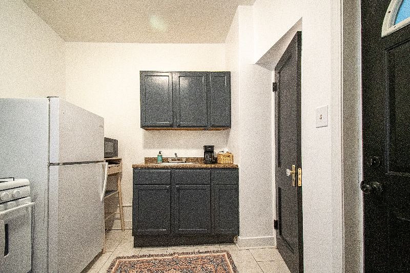 Furnished Finder property 418956_1 photo 9