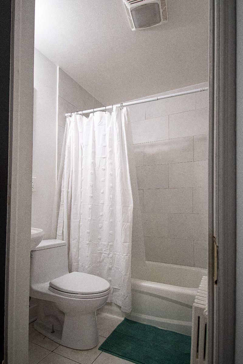 Furnished Finder property 418956_1 photo 11