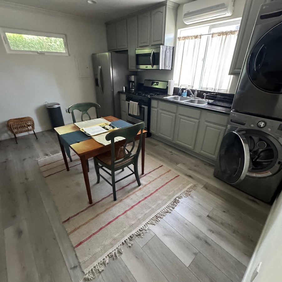 Furnished Finder property 419018_1 photo 16