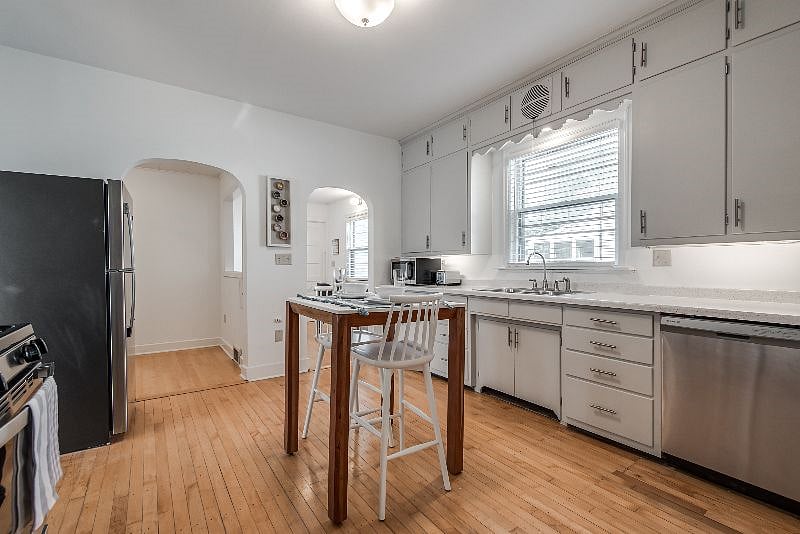 Furnished Finder property 419091_1 photo 7