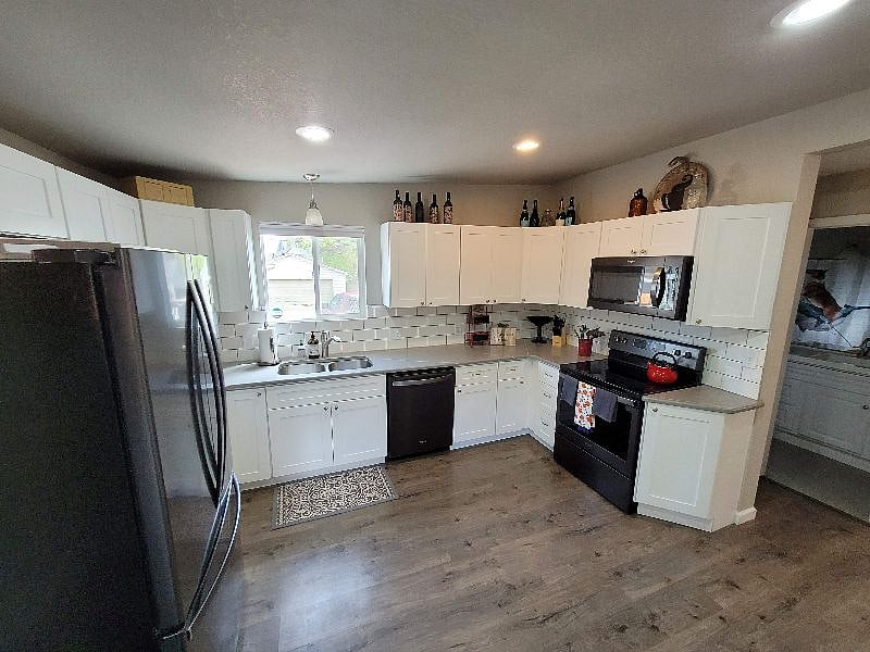 Furnished Finder property 419159_1 photo 6