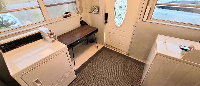 Furnished Finder property 419177_1 photo 6