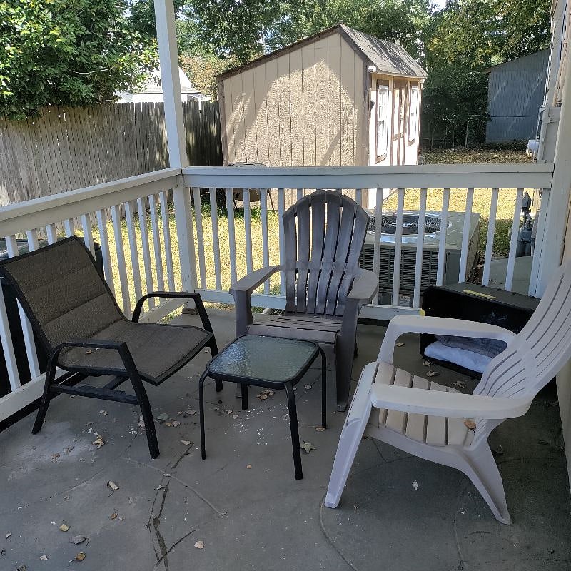 Side patio