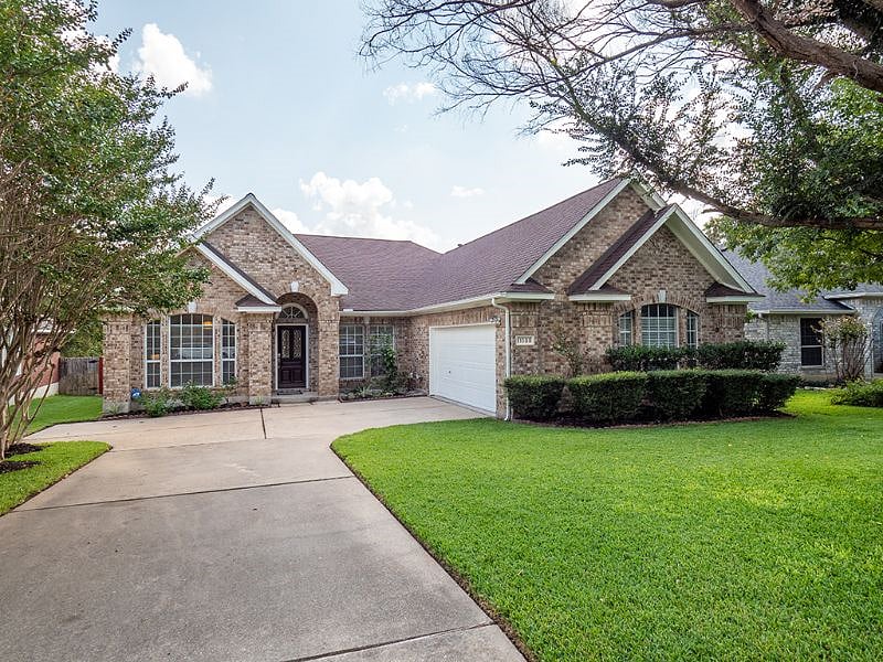 Furnished Finder property 419213_1 photo 3