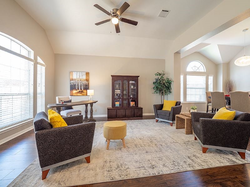 Furnished Finder property 419213_1 photo 4