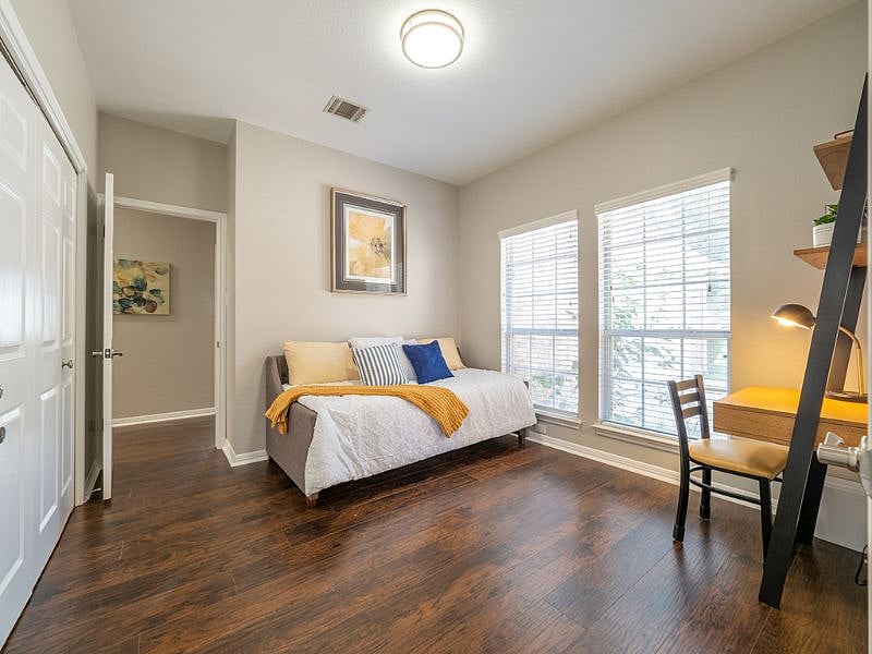 Furnished Finder property 419213_1 photo 7