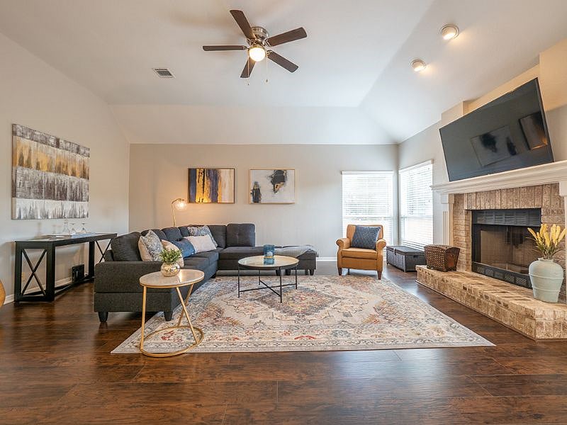 Furnished Finder property 419213_1 photo 11