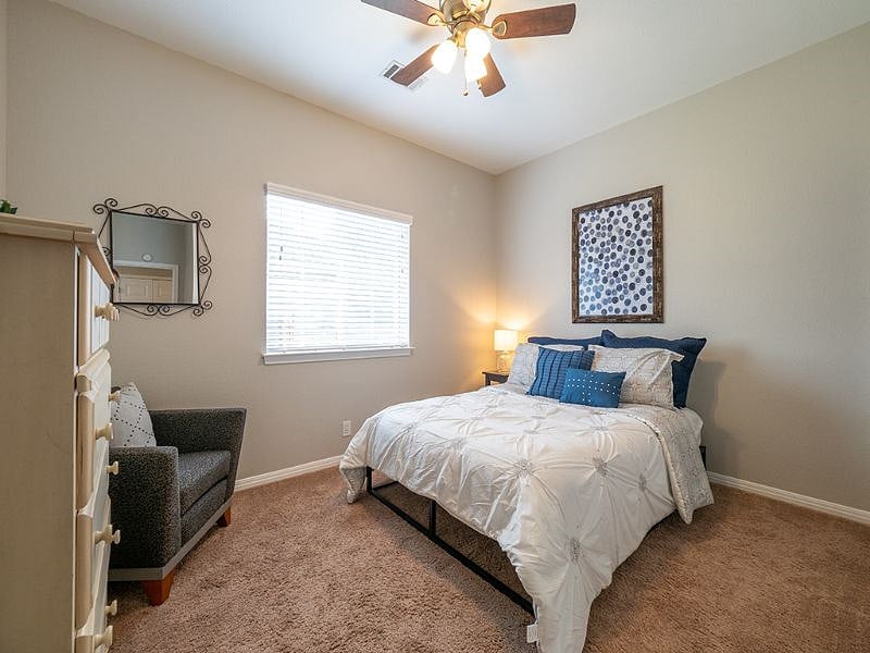 Furnished Finder property 419213_1 photo 28
