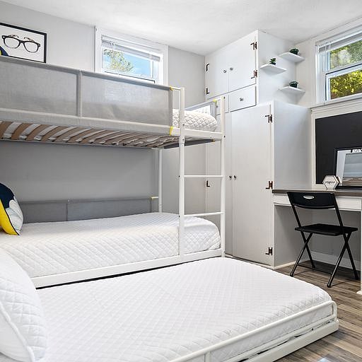 The living spaces are bright, clean, and welcoming, with everything you need for a stress-free stay.
