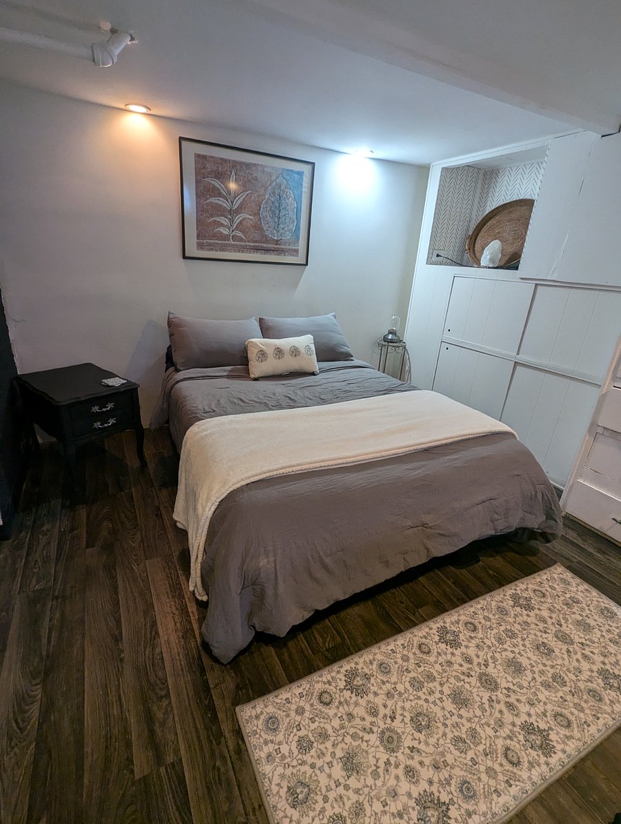 Furnished Finder property 419228_1 photo 11