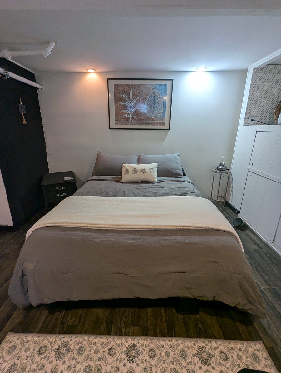 Furnished Finder property 419228_1 photo 12
