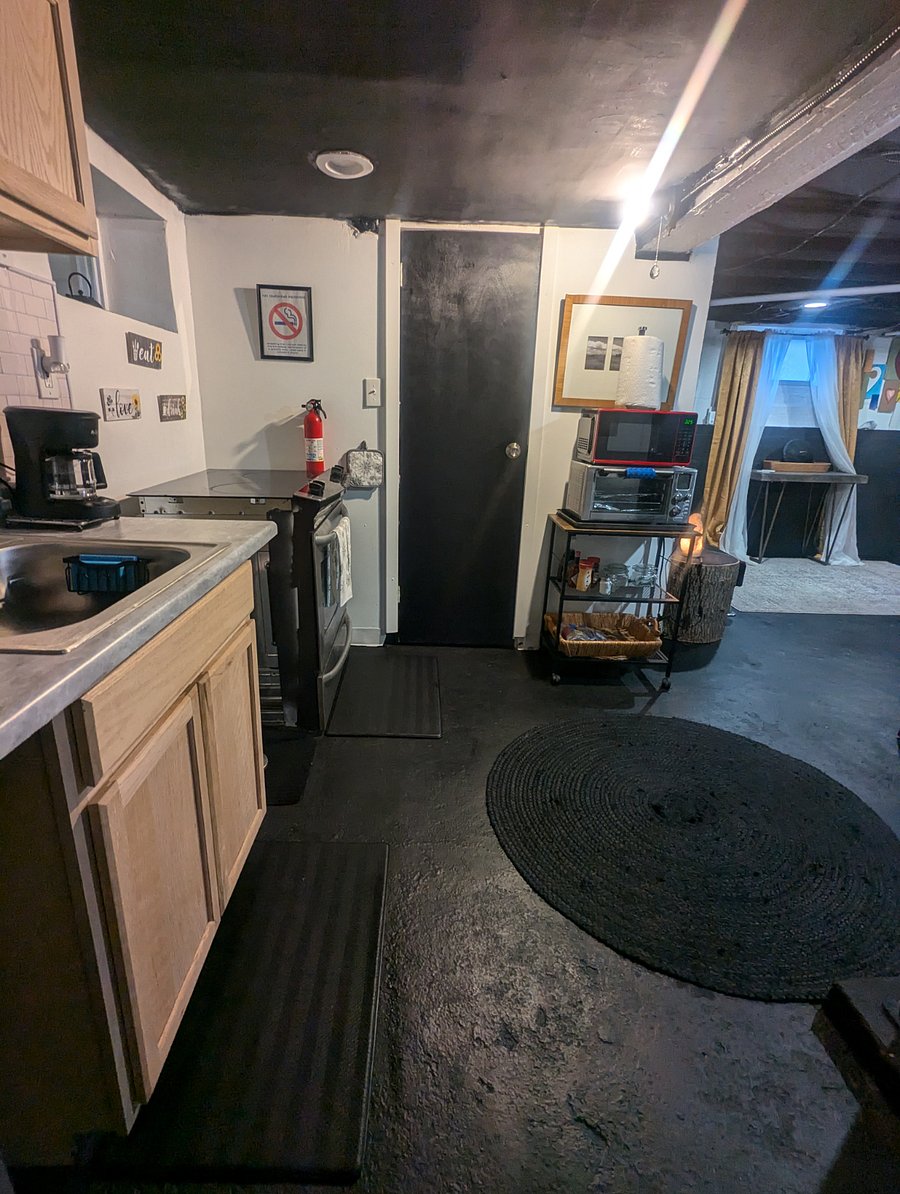 Furnished Finder property 419228_1 photo 30