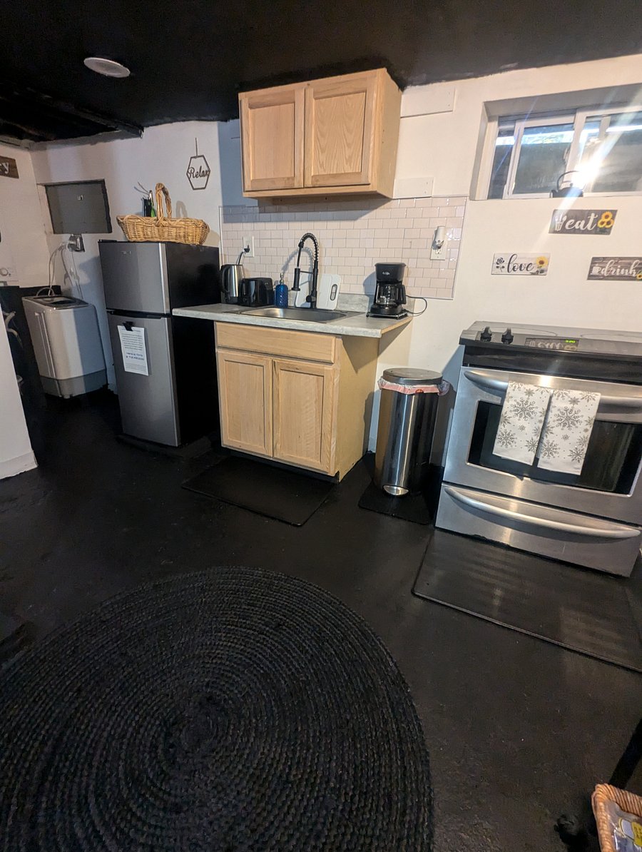 Furnished Finder property 419228_1 photo 31