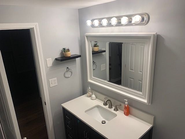 Furnished Finder property 419333_1 photo 8