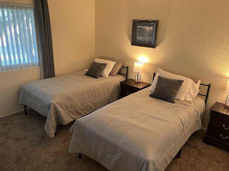 Furnished Finder property 419371_4 photo 15