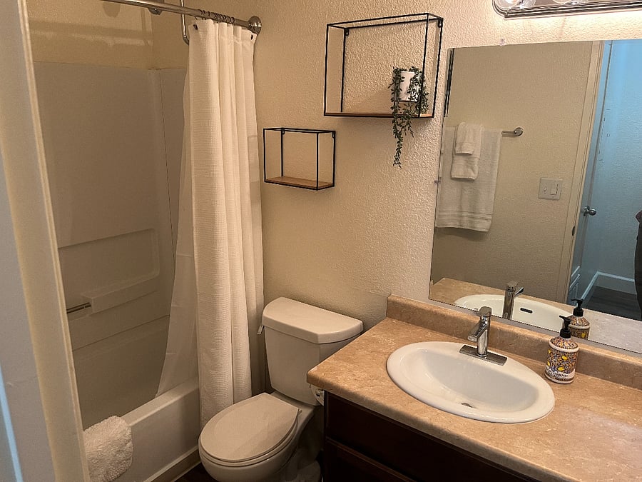 Furnished Finder property 419371_4 photo 20