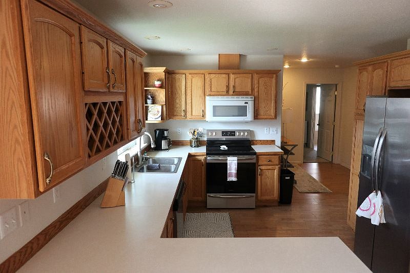 Furnished Finder property 419472_1 photo 9