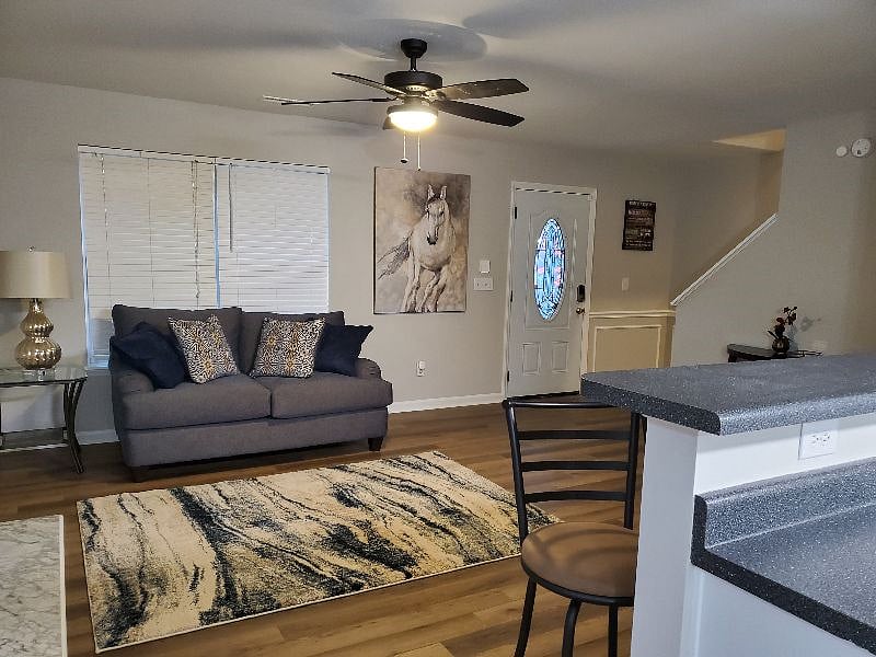 Furnished Finder property 419495_1 photo 3