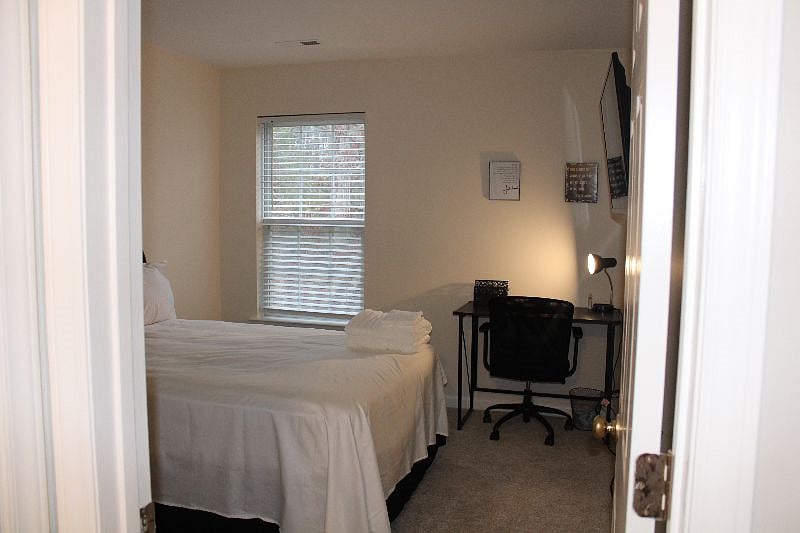 Furnished Finder property 419495_1 photo 18