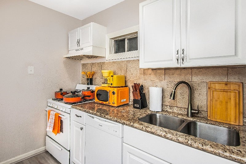 Furnished Finder property 419521_2 photo 8