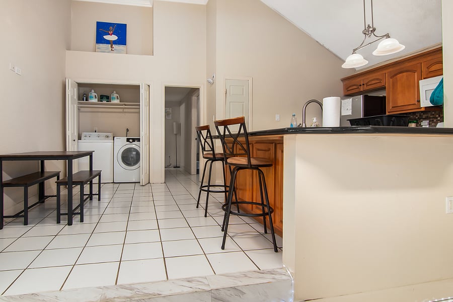 Furnished Finder property 419521_3 photo 7