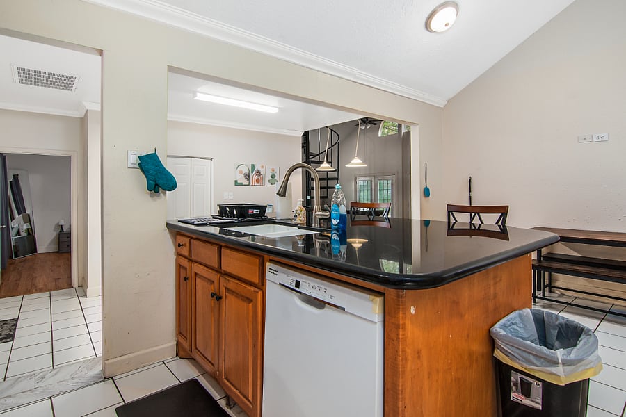 Kitchen with dishwasher