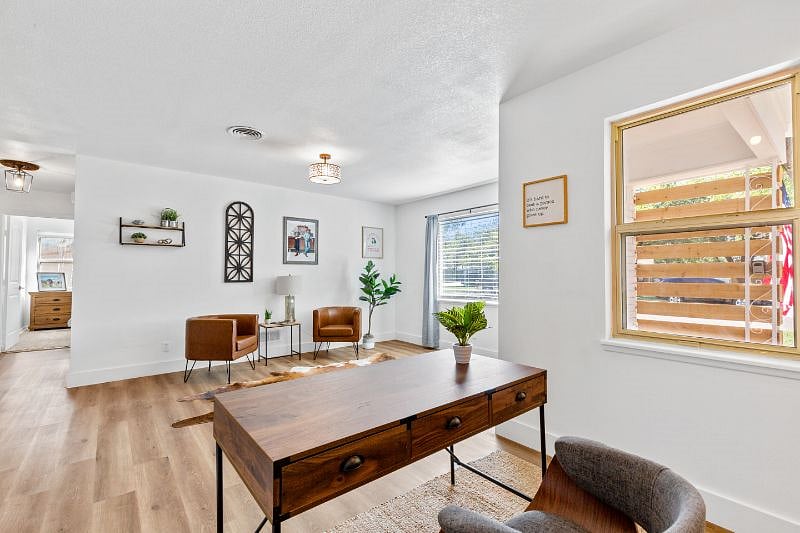 Furnished Finder property 419675_1 photo 15