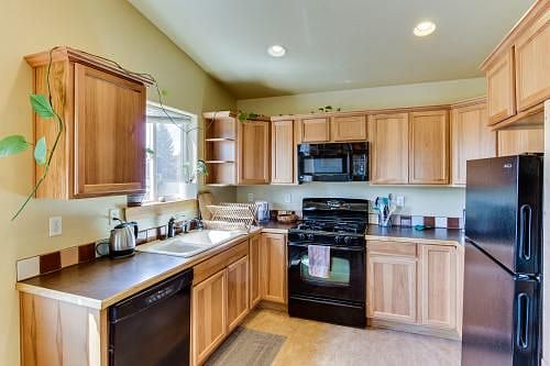 Furnished Finder property 419768_1 photo 4