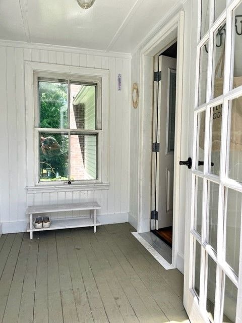 Private mudroom