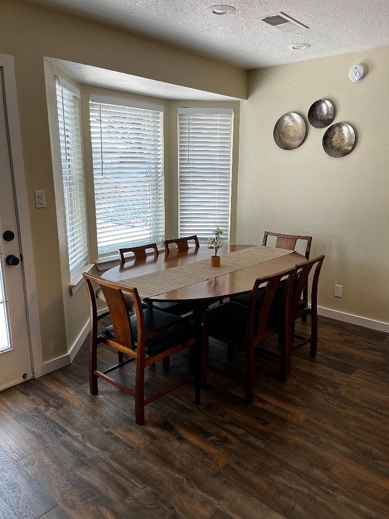 Furnished Finder property 419875_1 photo 12