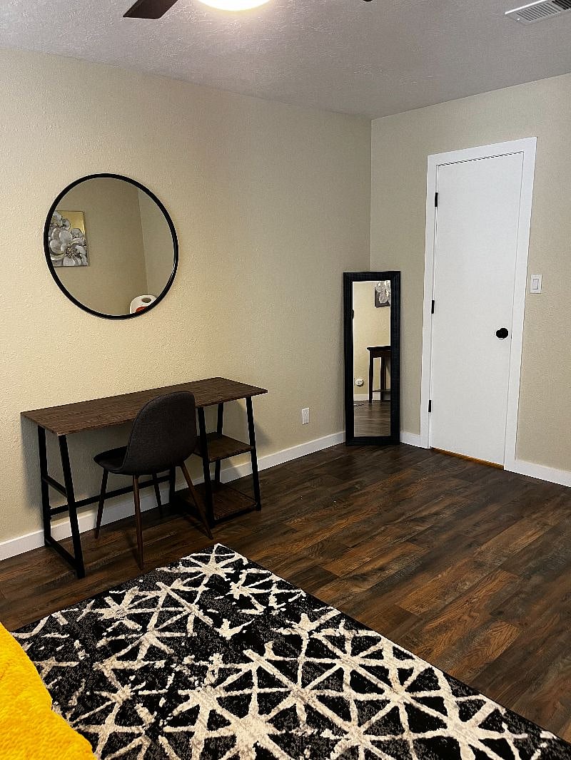 Furnished Finder property 419875_1 photo 18