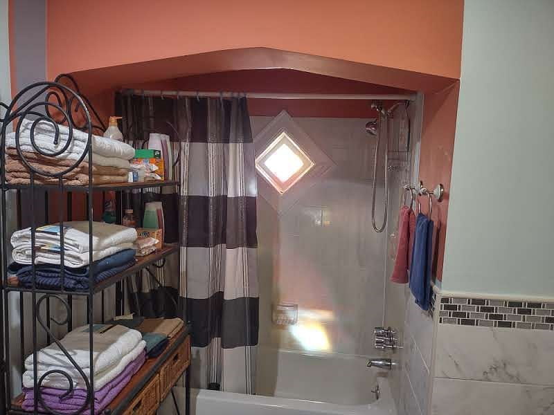 Furnished Finder property 419901_1 photo 10